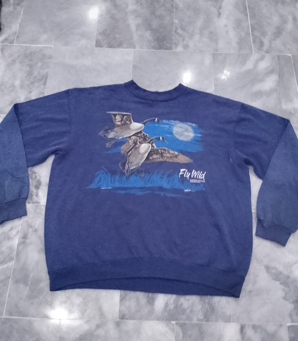 Vintage "Fly Wild" Flying Geese Graphic Crewneck Sweatshirt