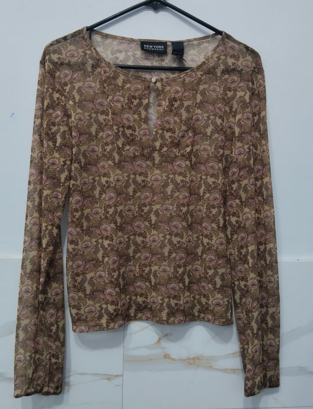 NEW YORK 100% Nylon Blouse
