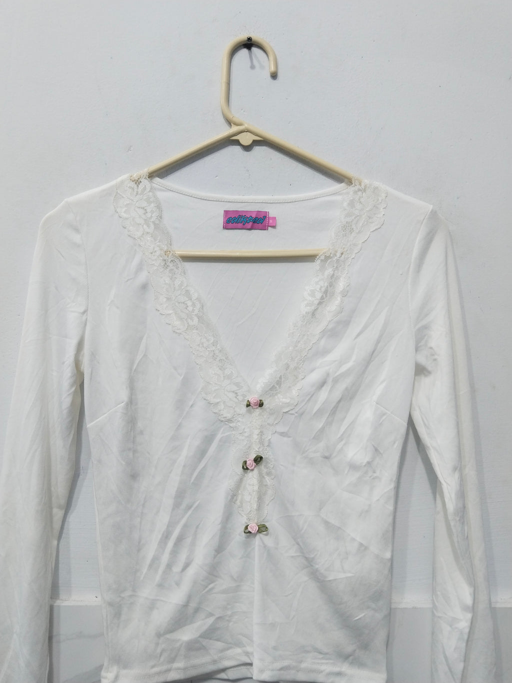 Women's White Long Sleeve V-Neck Top with Lace Trim & Rose Button Accents