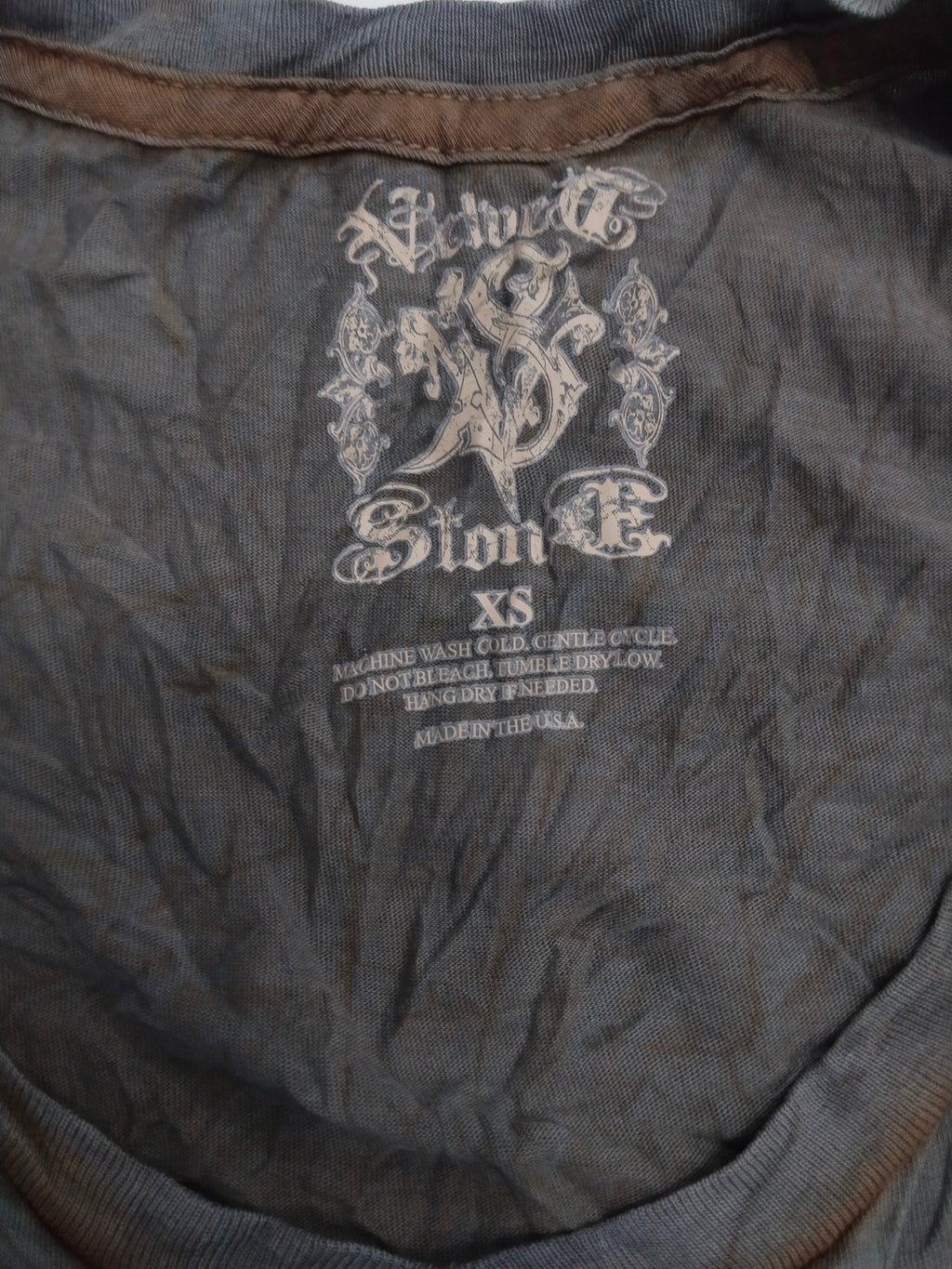 Y2k Women's  v neck shirt