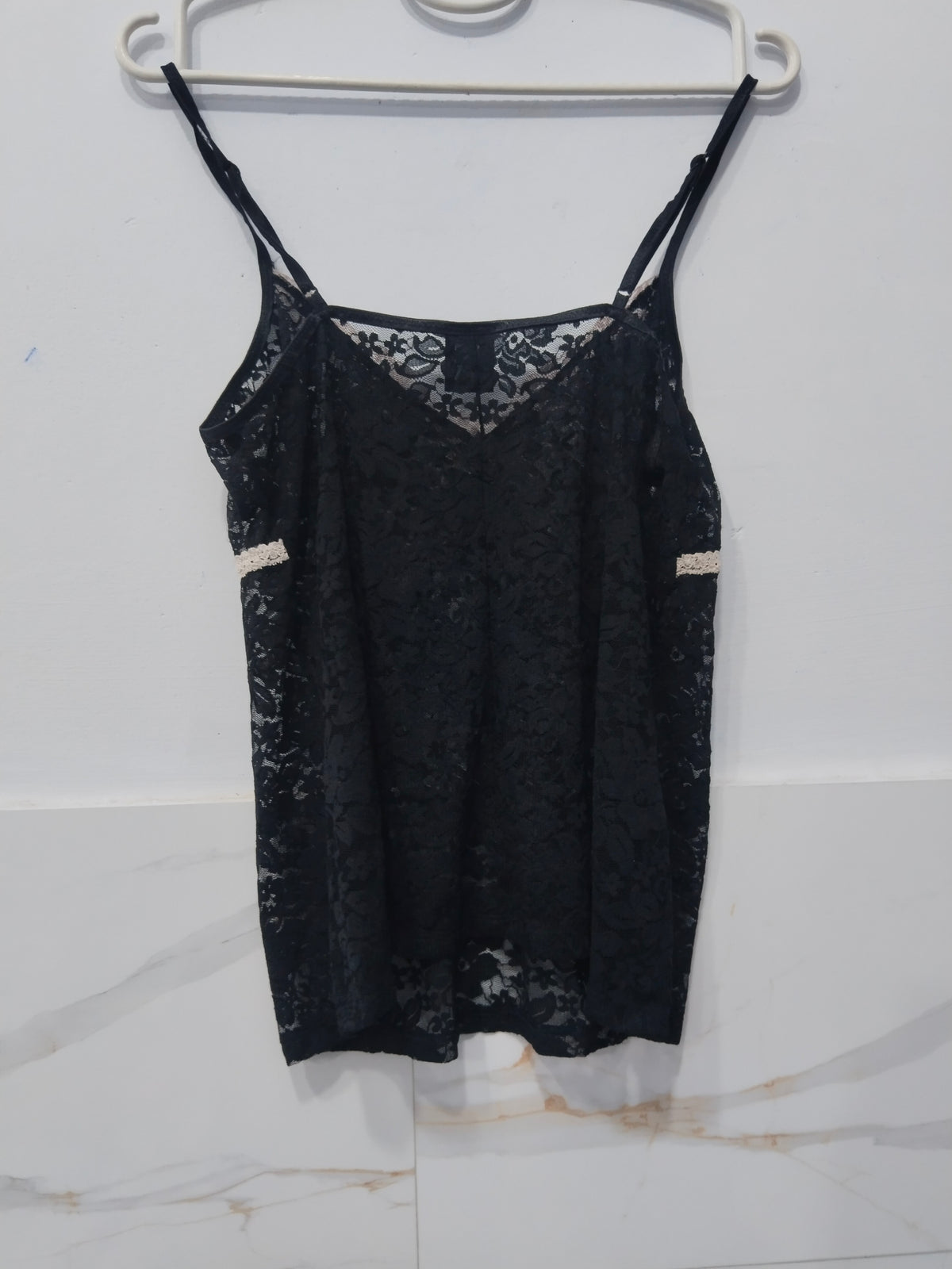 APT.9  90% NYLON Top
