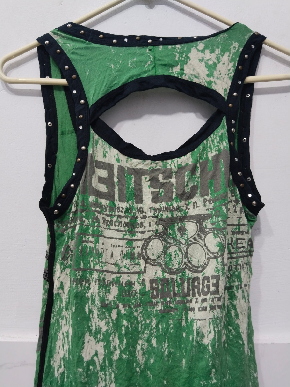 Women's Green Y2K Grunge Graphic Print Tank Top with Studded Straps & Cutout Back