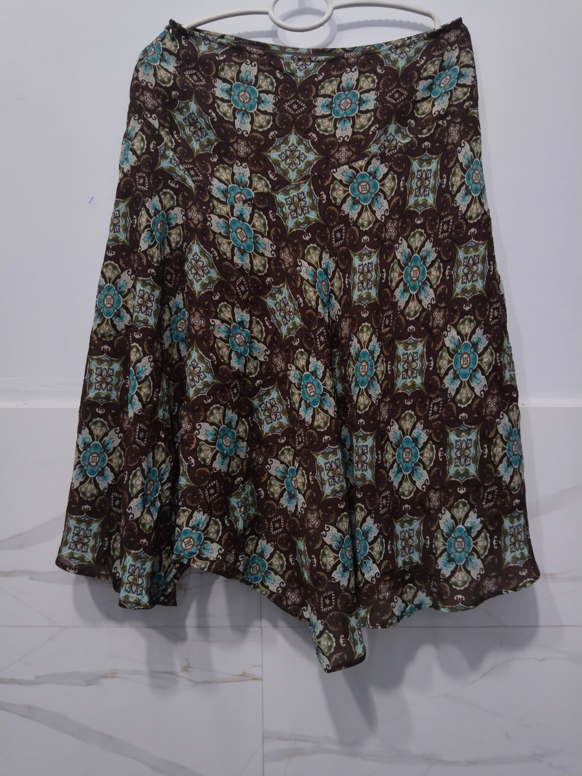 Intriguing threads Women's Skirt