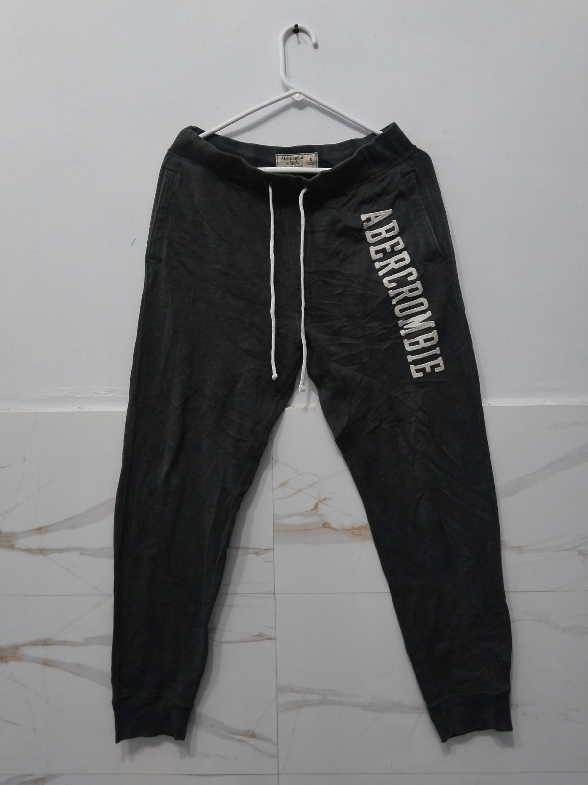 Abercrombie & Fitch Trouser