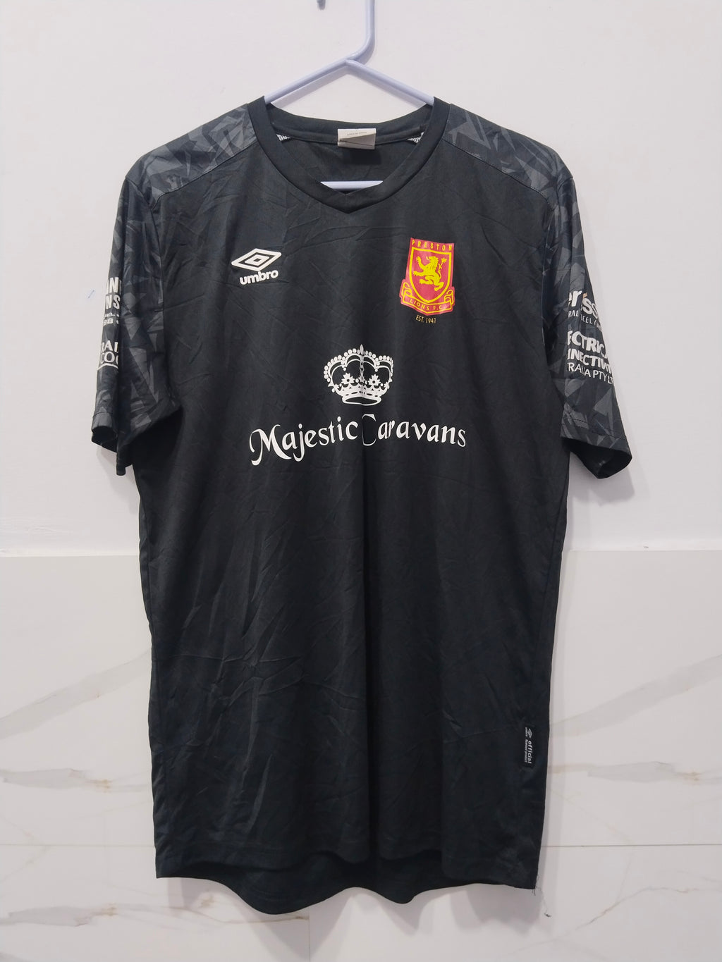 UMBRO Men's T-Shirt