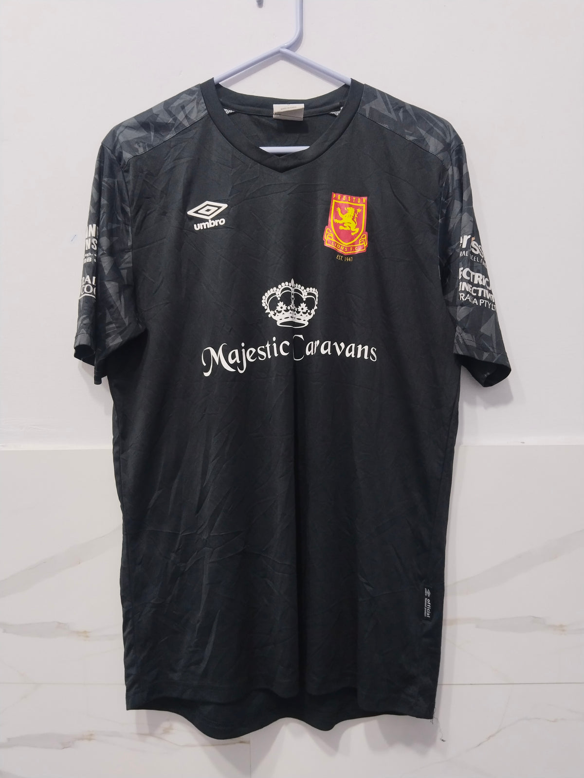 UMBRO Men's T-Shirt