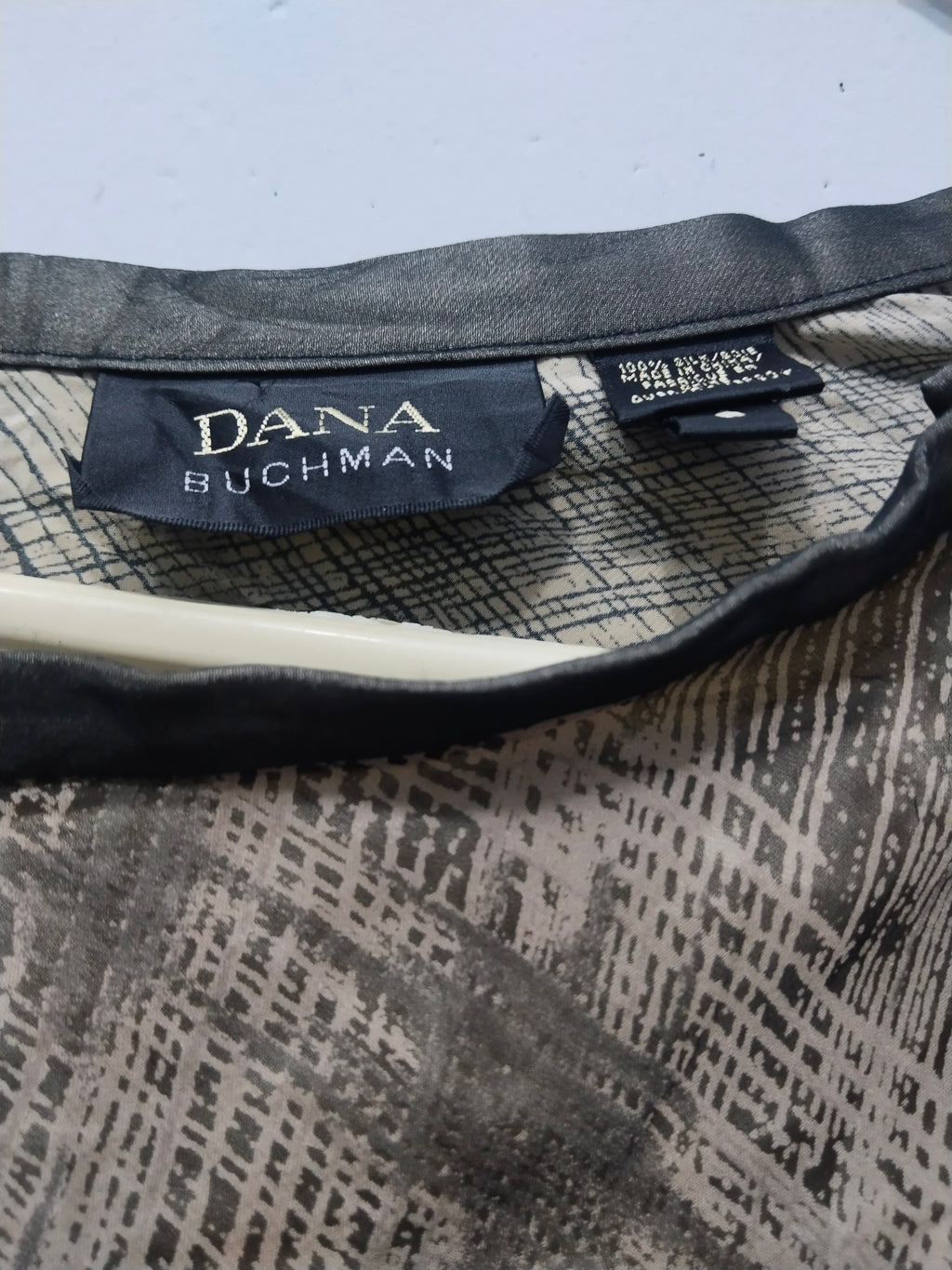 Dana Buchman Skirt 100% Silk