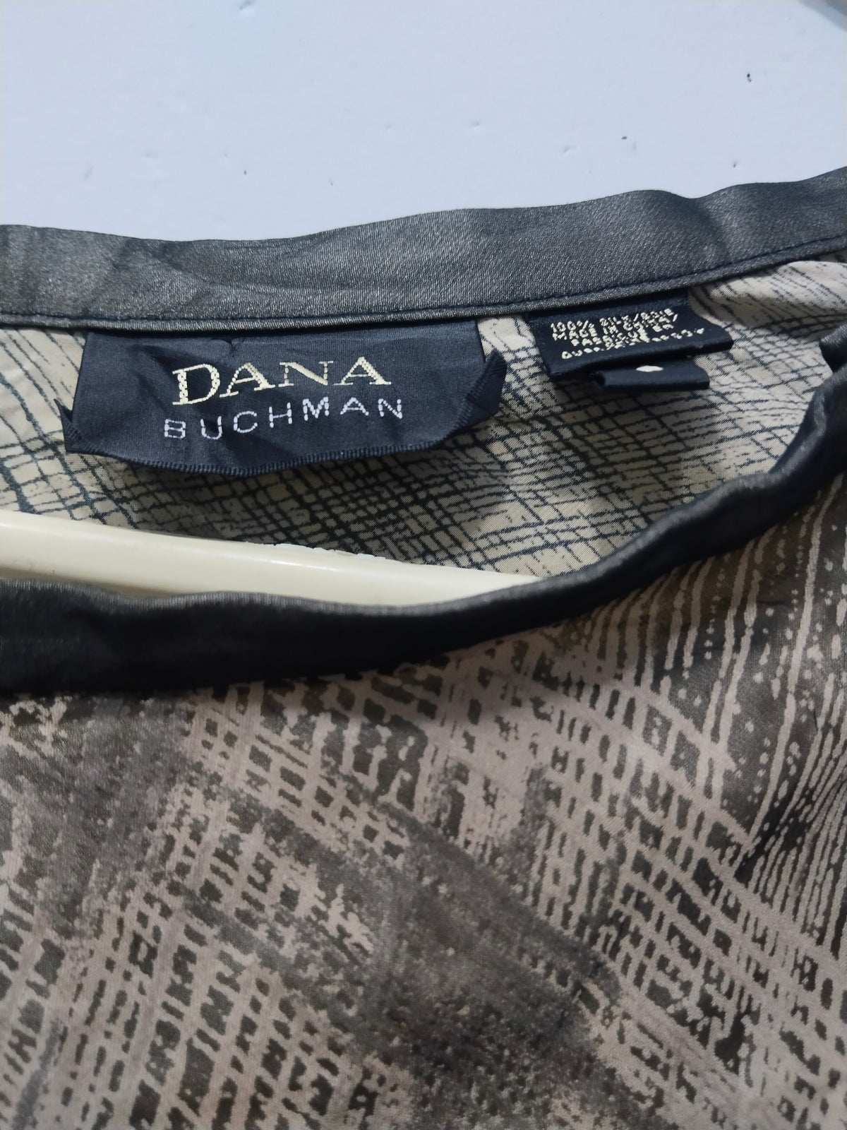 Dana Buchman Skirt 100% Silk