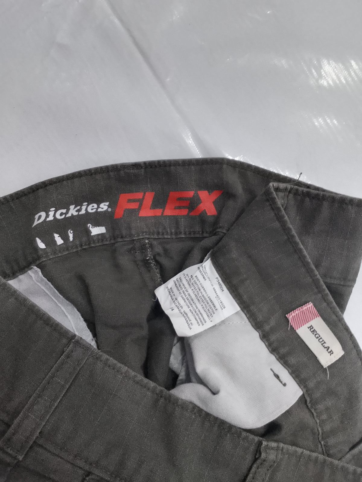Dickies FLEX Men's Regular Fit Casual Cargo Shorts