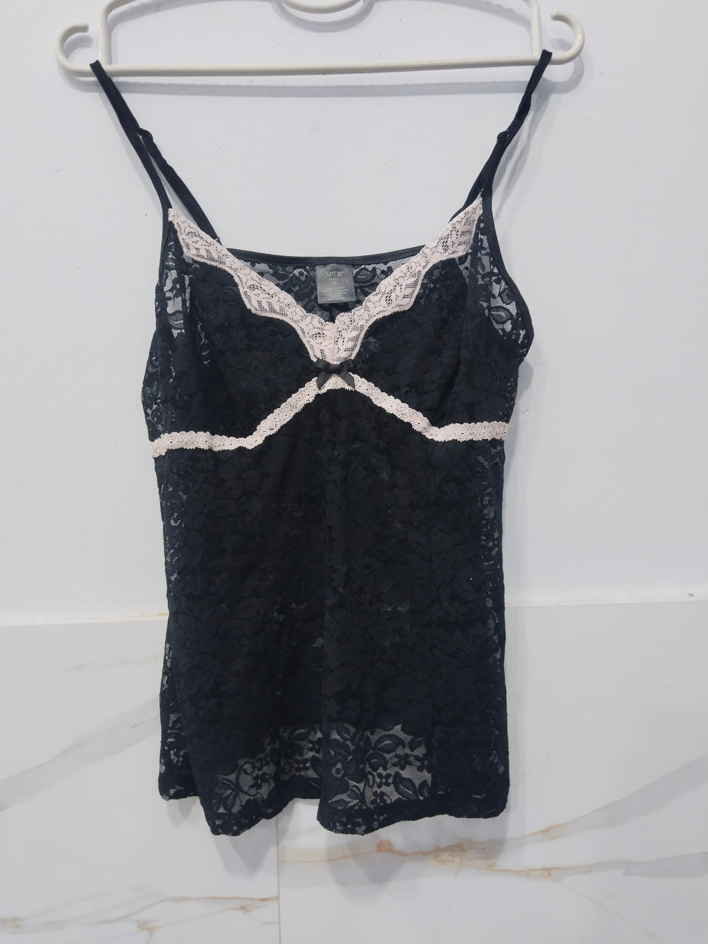 APT.9  90% NYLON Top