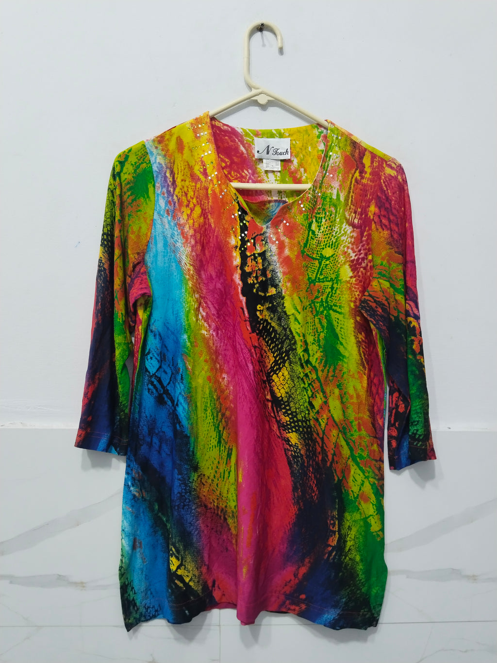 N' Touch Women's Multicolor Abstract Tie-Dye Print Long Sleeve V-Neck Tunic Top