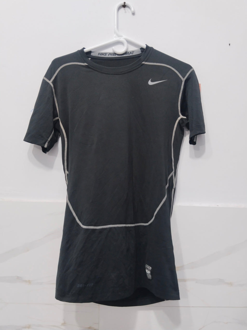 Nike Men's T-Shirt