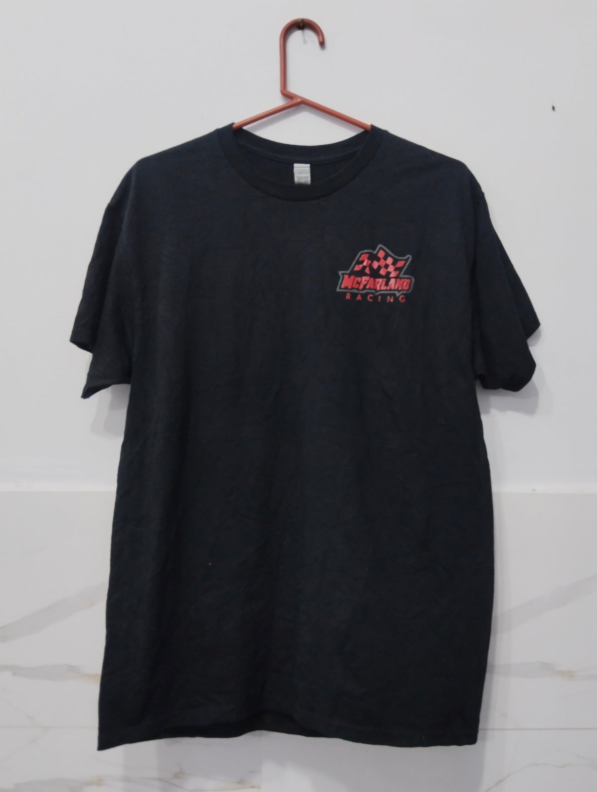 Gildan Men's T-Shirt