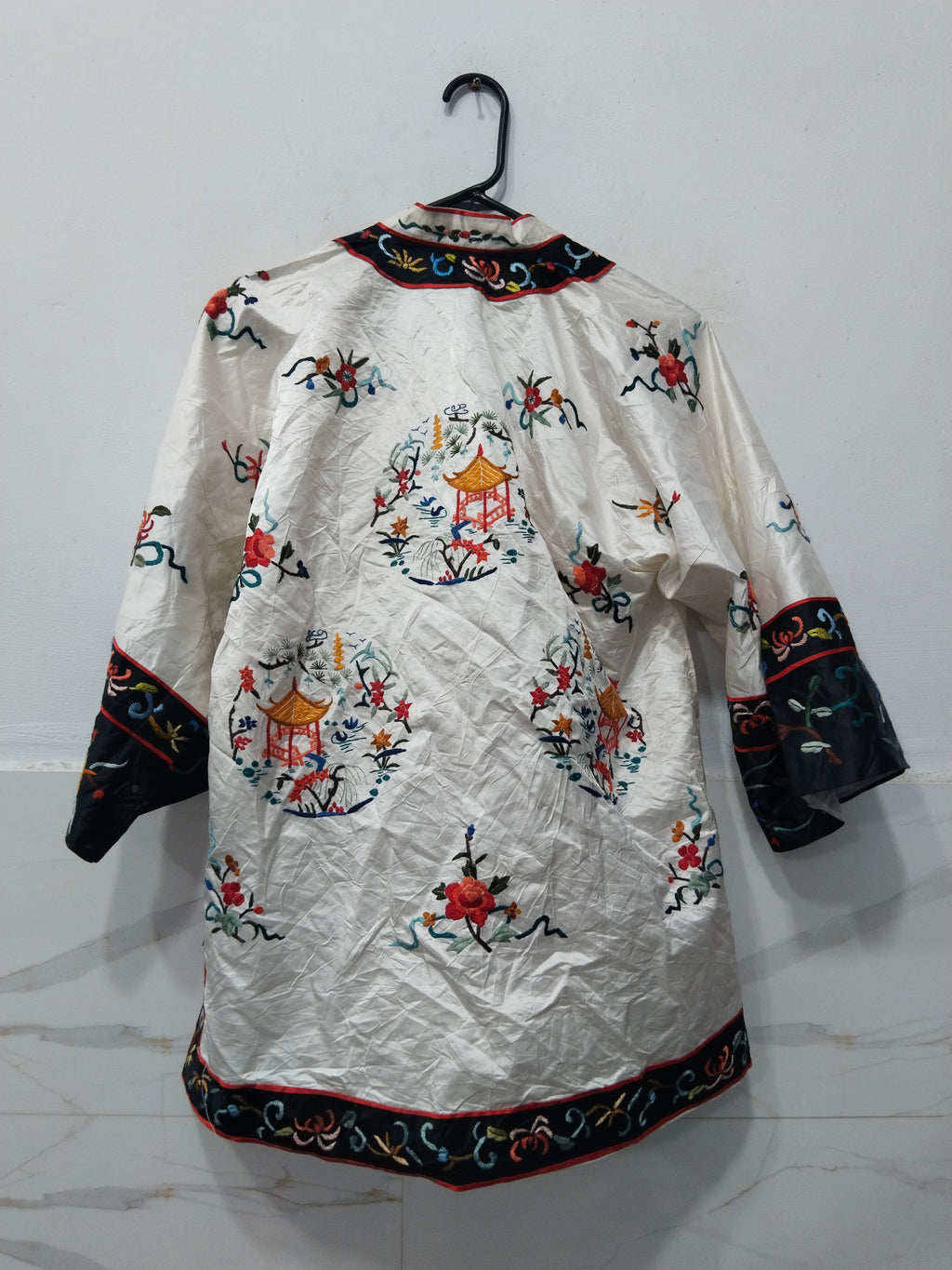 Zhong Guo Women's Long Sleeve Shirt