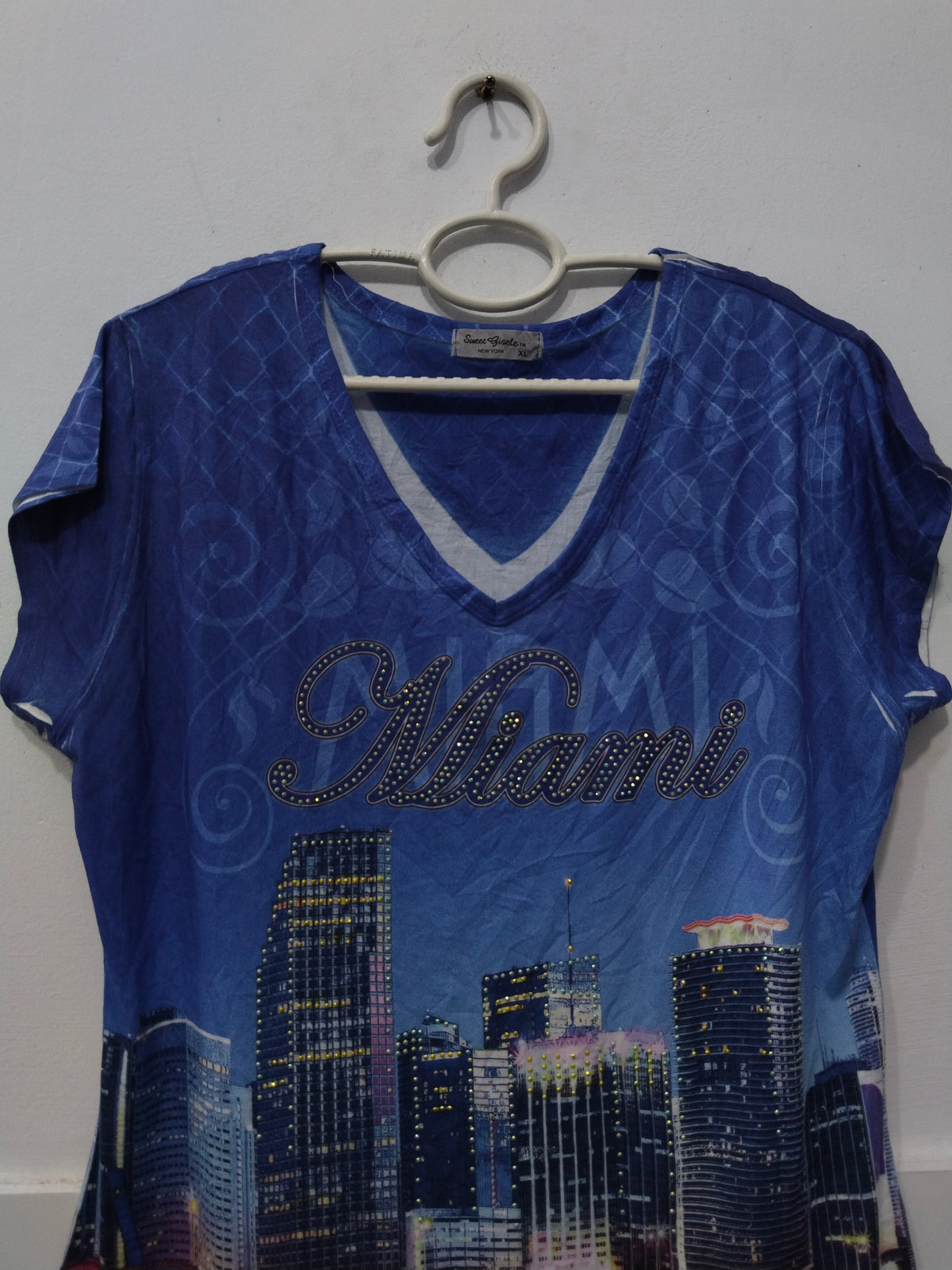 Women's Blue V-Neck T-Shirt with Miami City Skyline Print & Studded Logo