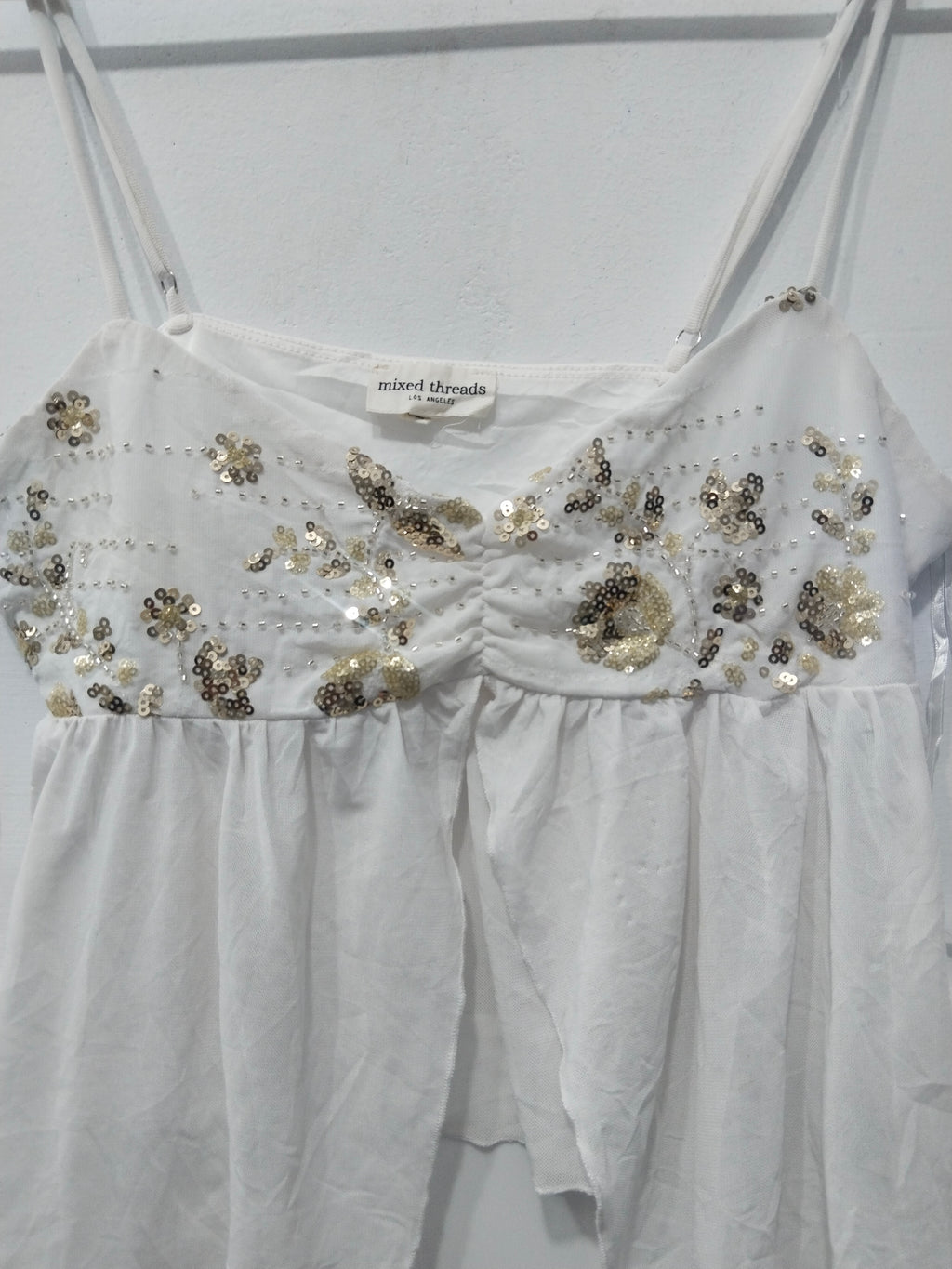 Mixed Threads Los Angeles Women's White Sequin Embellished Spaghetti Strap Flowy Open-Front Top