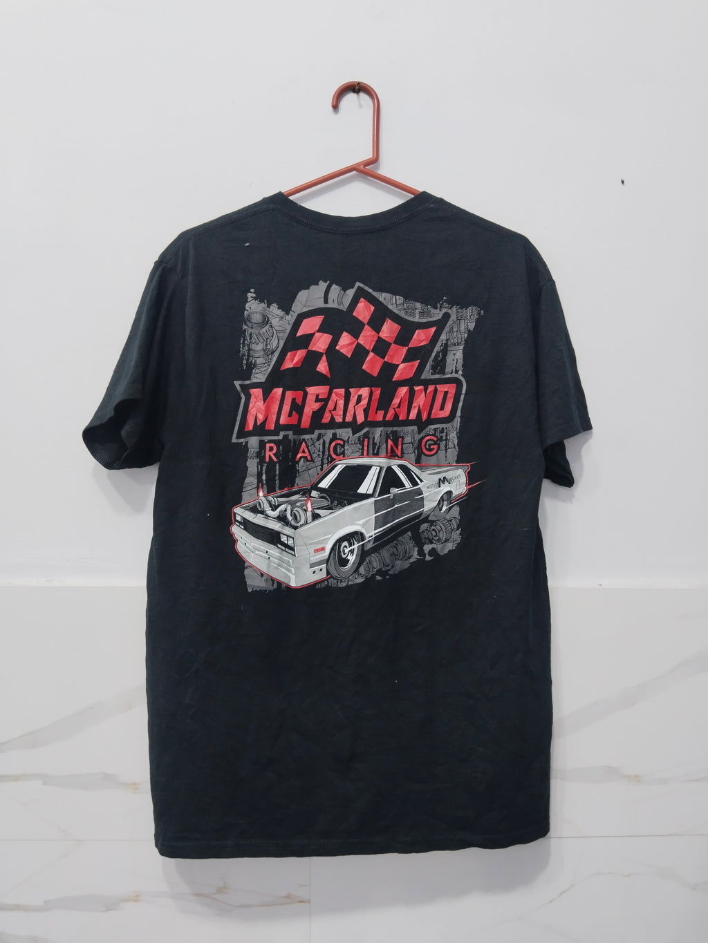 Gildan Men's T-Shirt