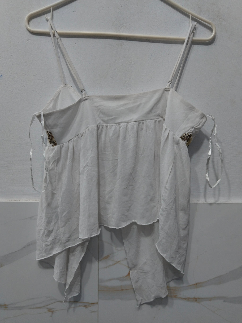 Mixed Threads Los Angeles Women's White Sequin Embellished Spaghetti Strap Flowy Open-Front Top