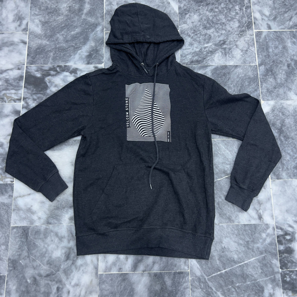 VOLOCOM HOODIE