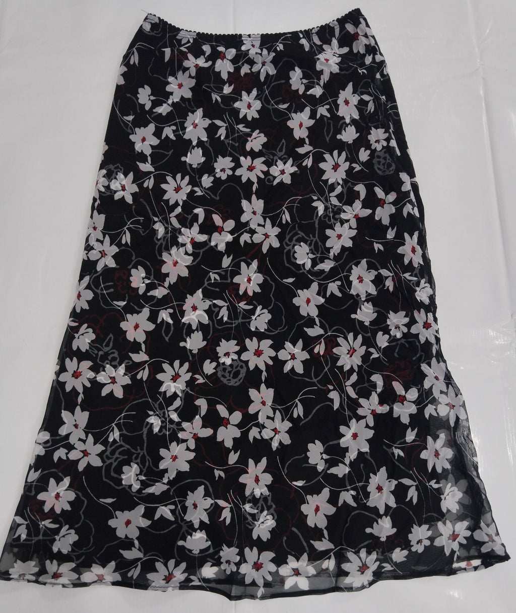 necessary skirt 100%polyester