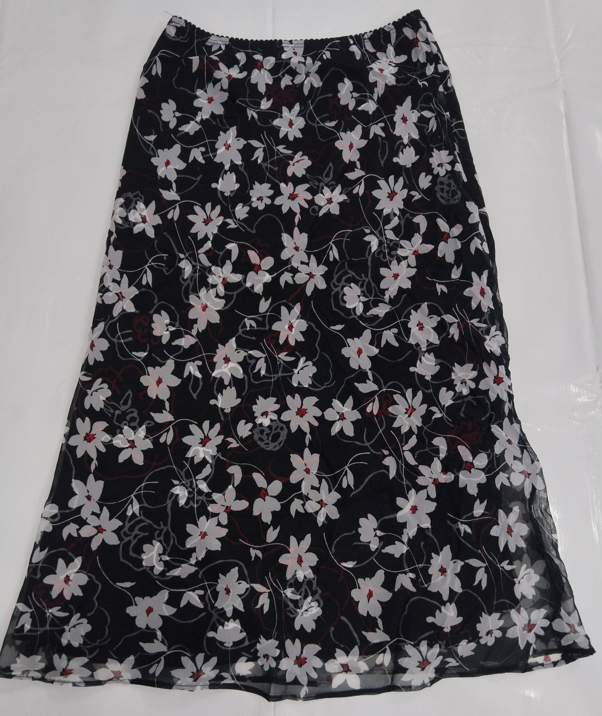 necessary skirt 100%polyester