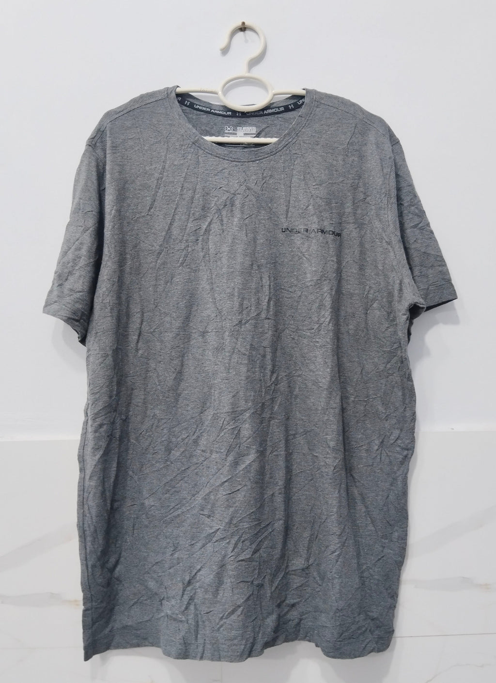 Under Armour Men's T-Shirt