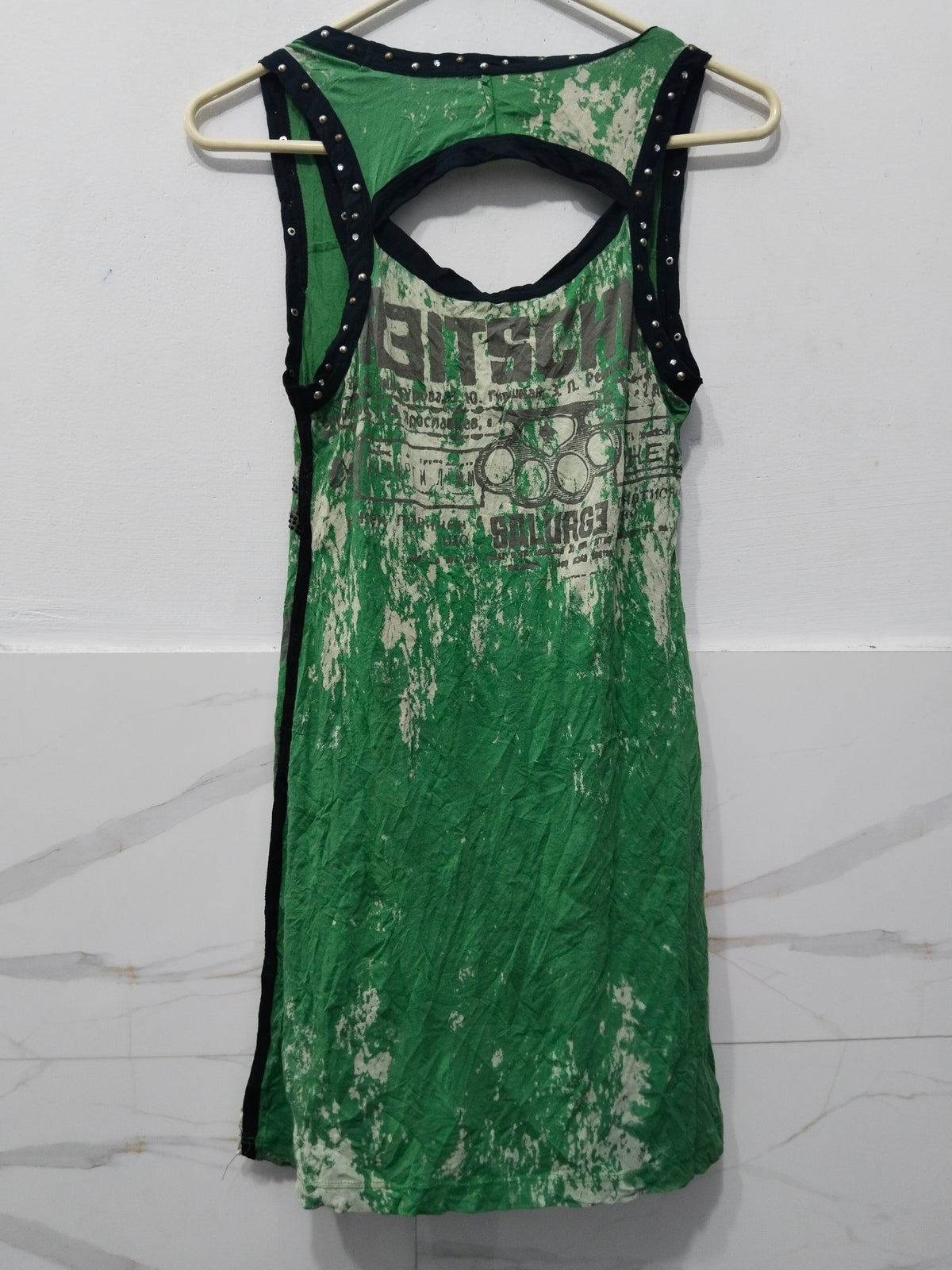Women's Green Y2K Grunge Graphic Print Tank Top with Studded Straps & Cutout Back