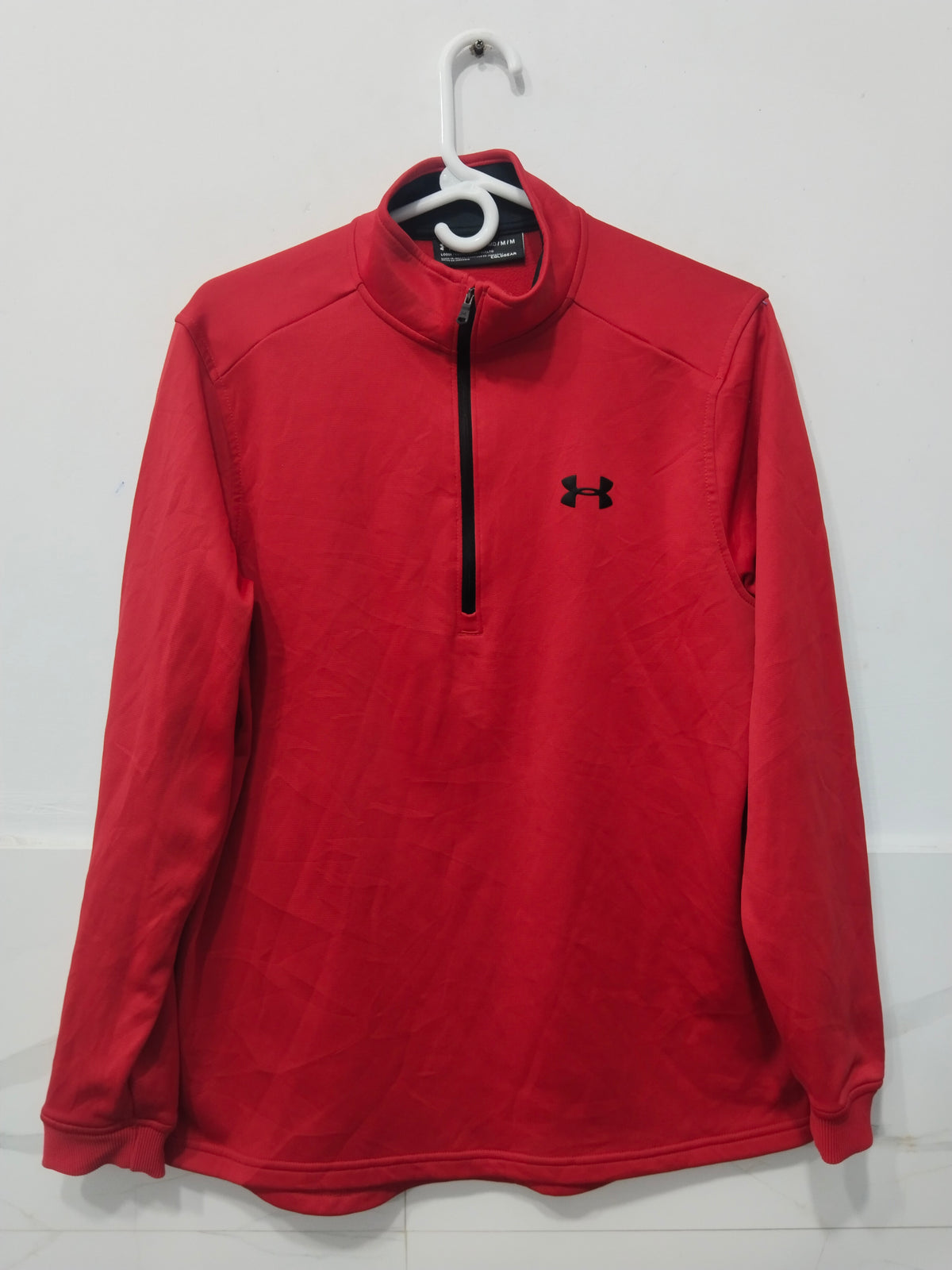 Under Armour Red 1/4 Zip Pullover Sweatshirt / Mens Athletic Quarter Zip Top