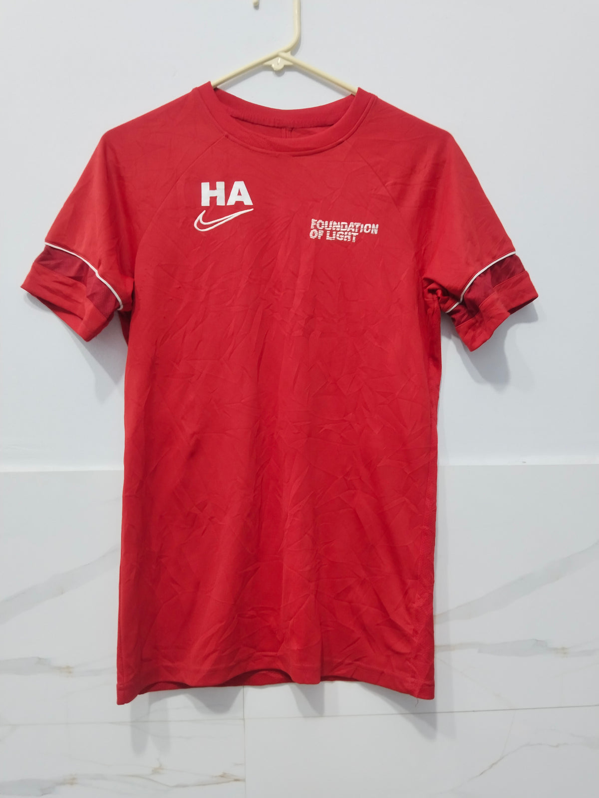 Nike Men's Sports T- Shirt 100% Polyester