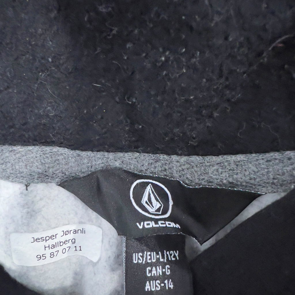VOLCOM HOODED SWEATSHIRT