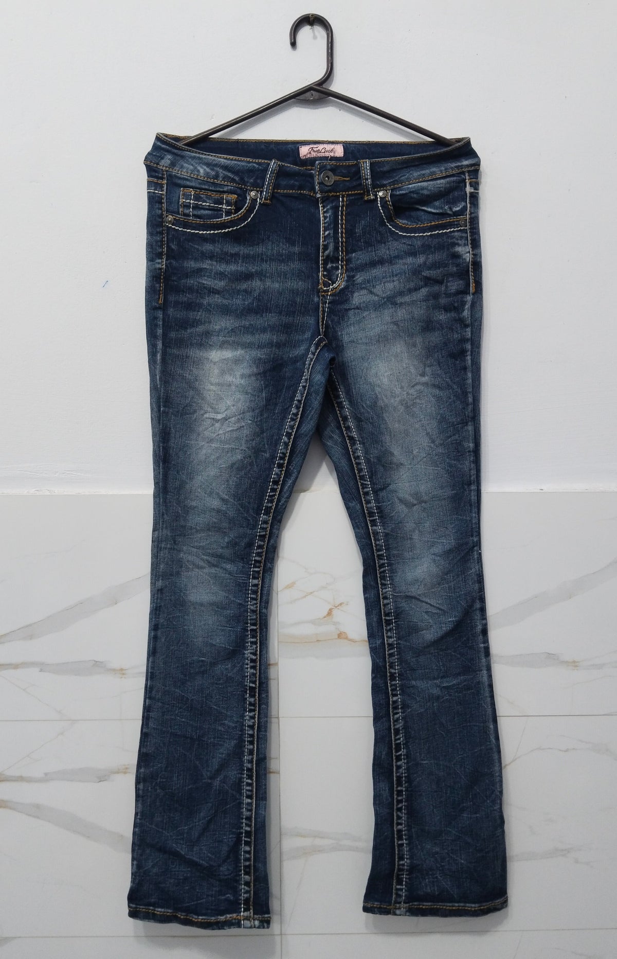 TRUE LUCKY Women's Pant