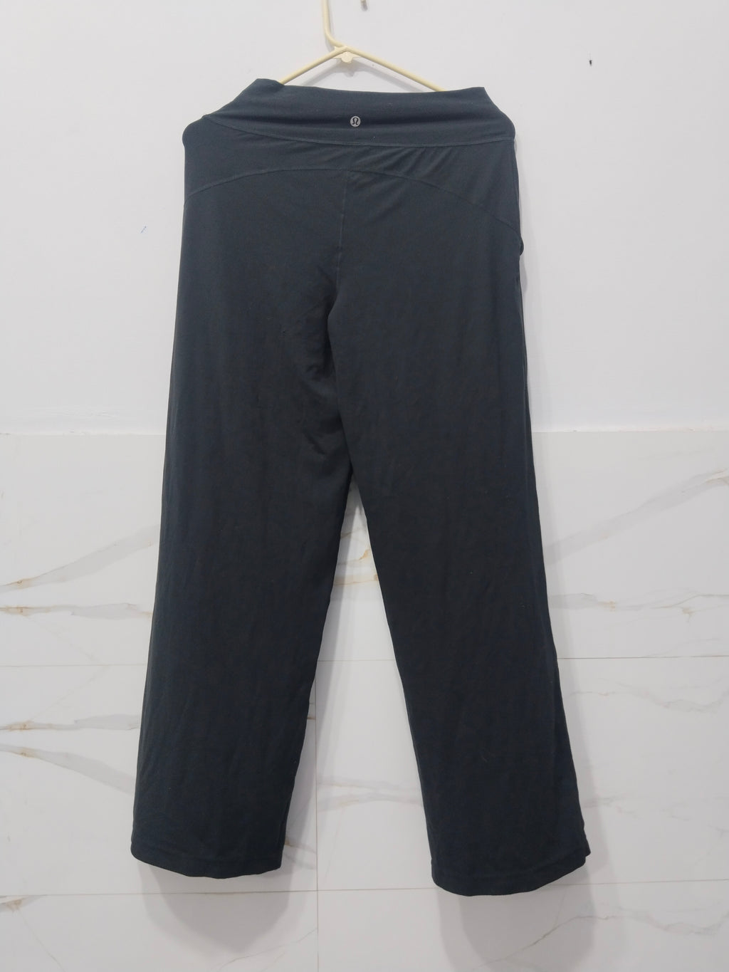 Black Wide-Leg Lounge Pant