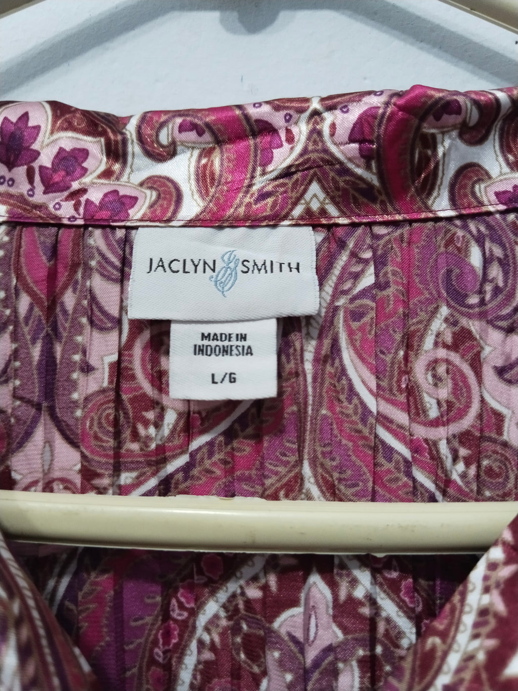 Jaclyn Smith Shirt